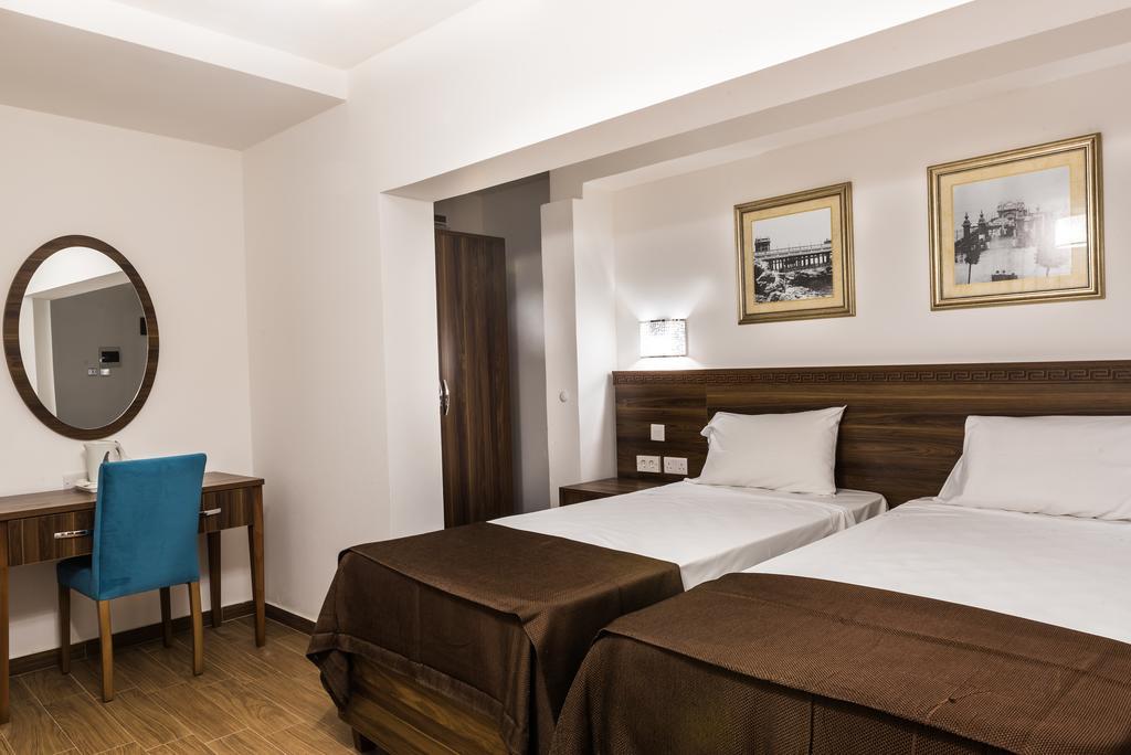 Slimiza Suites Sliema Oda fotoğraf