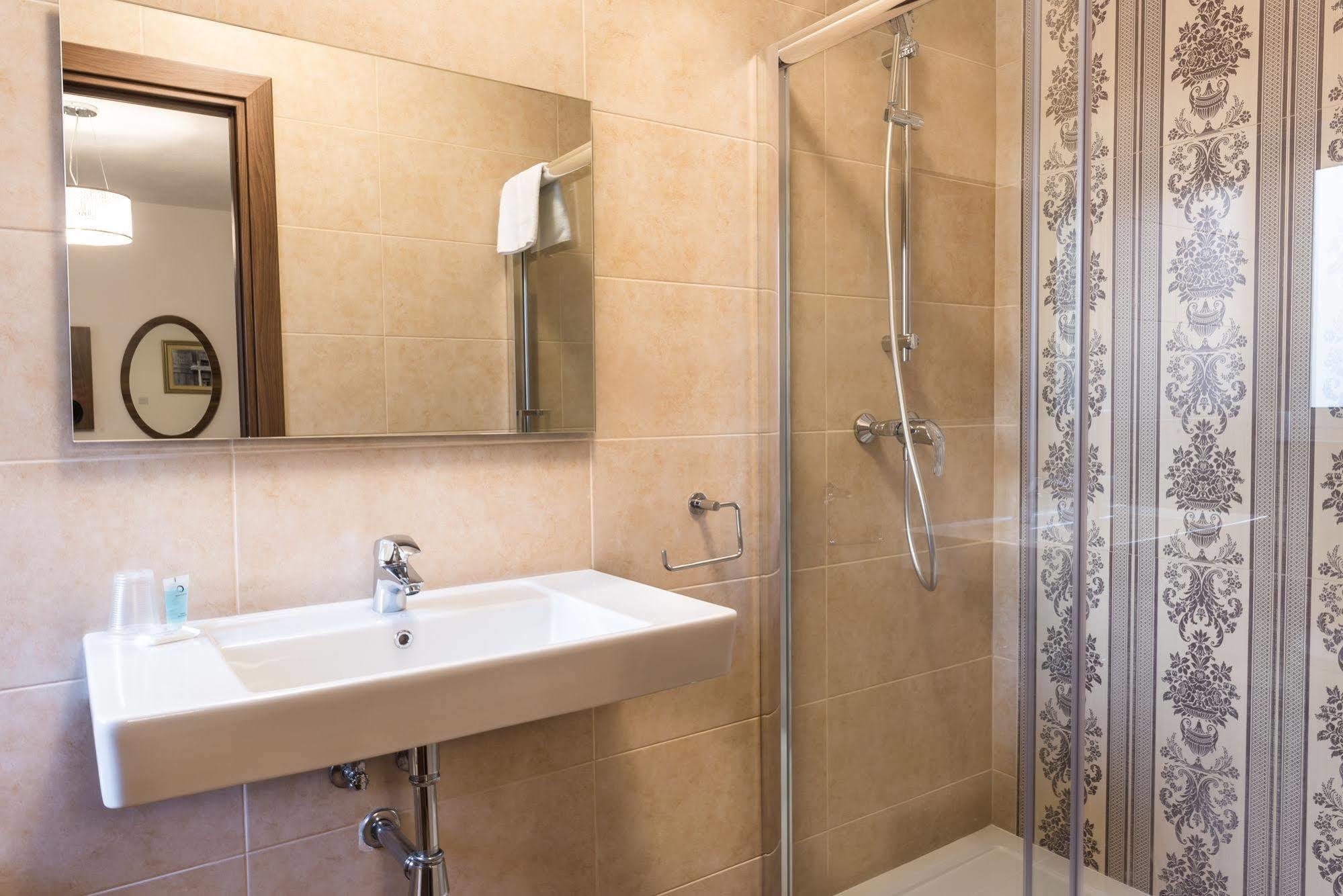 Slimiza Suites Sliema Dış mekan fotoğraf